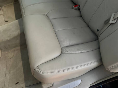 2009 Cadillac DTS Luxury 5-Passenger