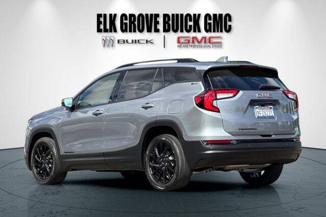 2023 GMC Terrain SLT