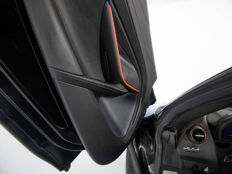 2020 McLaren 720S Spider