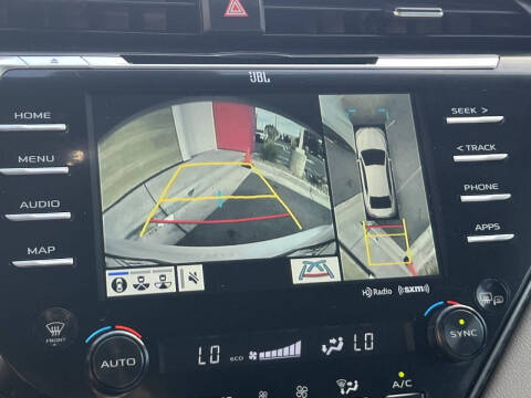 2019 Toyota Camry Hybrid XLE