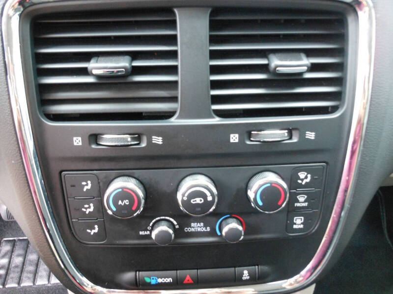 2016 Dodge Grand Caravan SE