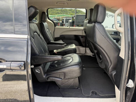 2020 Chrysler Pacifica Touring L