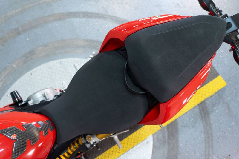 2021 Ducati Panigale V2