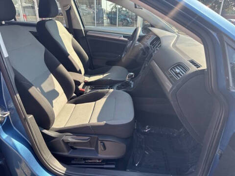 2016 Volkswagen e-Golf SE