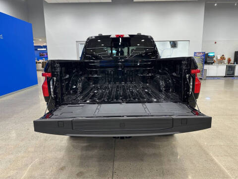 2023 Ford F-150 Lightning Platinum