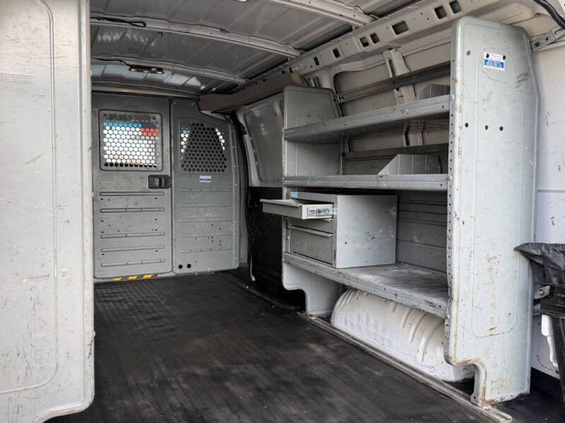 2017 Chevrolet Express 2500