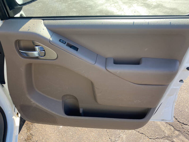 2017 Nissan Frontier S
