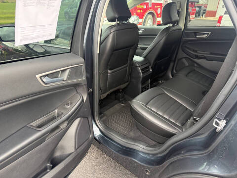 2022 Ford Edge SEL