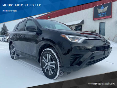 2017 Toyota RAV4 for sale at METRO AUTO SALES LLC in Lino Lakes MN