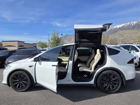 2022 Tesla Model X Plaid