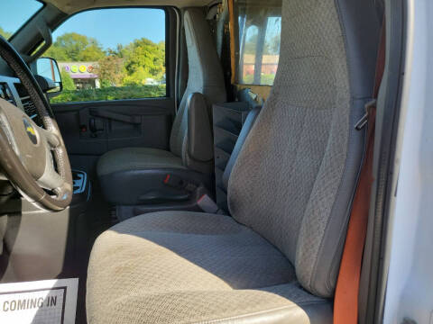 2021 Chevrolet Express 2500