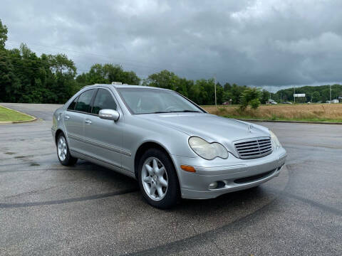 2004 Mercedes-Benz C-Class for sale at Tennessee Valley Wholesale Autos LLC in Huntsville AL