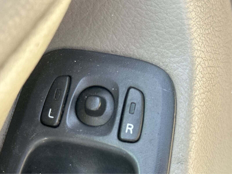 2004 Volvo XC90 2.5T