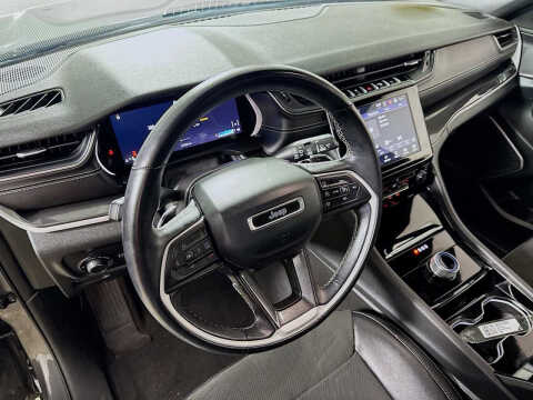 2022 Jeep Grand Cherokee L Altitude