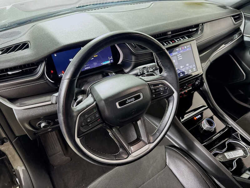 2022 Jeep Grand Cherokee L Altitude