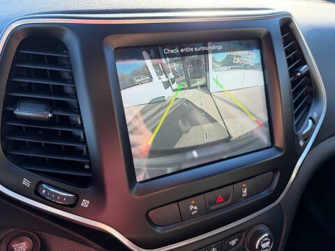 2021 Jeep Cherokee 80th Anniversary Edition