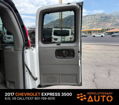 2017 Chevrolet Express LT 3500