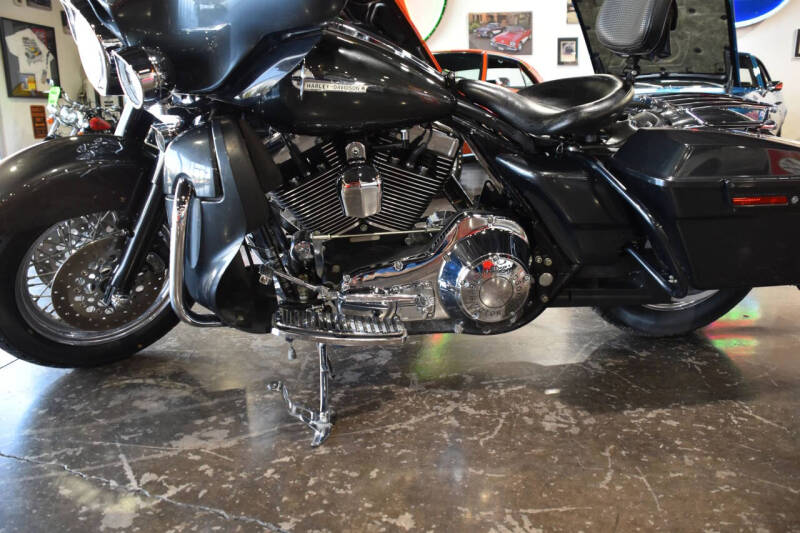 2006 Harley-Davidson FLHXI Street Glide