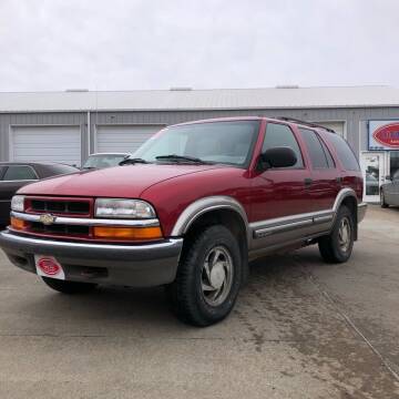 2000 Chevrolet Blazer for sale at UNITED AUTO INC in South Sioux City NE