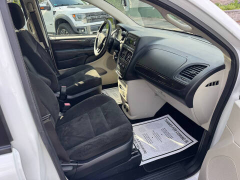 2016 Dodge Grand Caravan SE