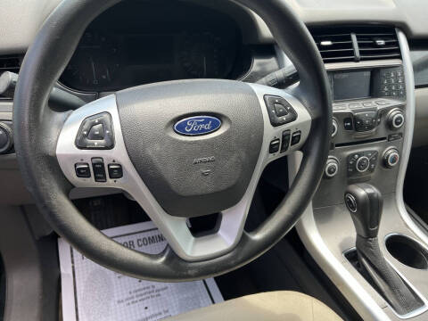 2013 Ford Edge SE