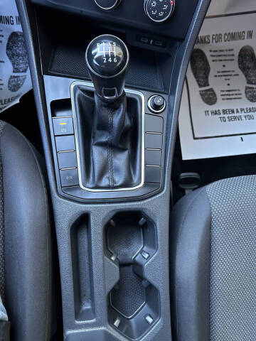 2020 Volkswagen Jetta R-Line