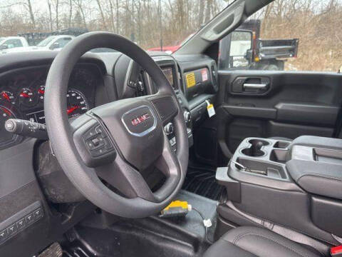 2025 GMC Sierra 3500HD CC Pro