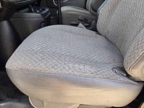 2021 Chevrolet Express 2500