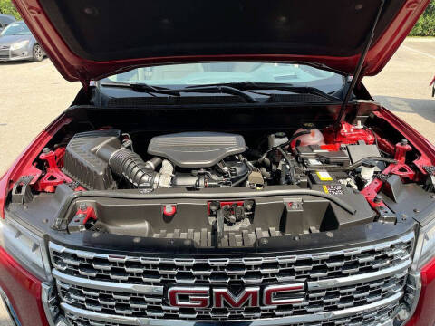 2023 GMC Acadia Denali
