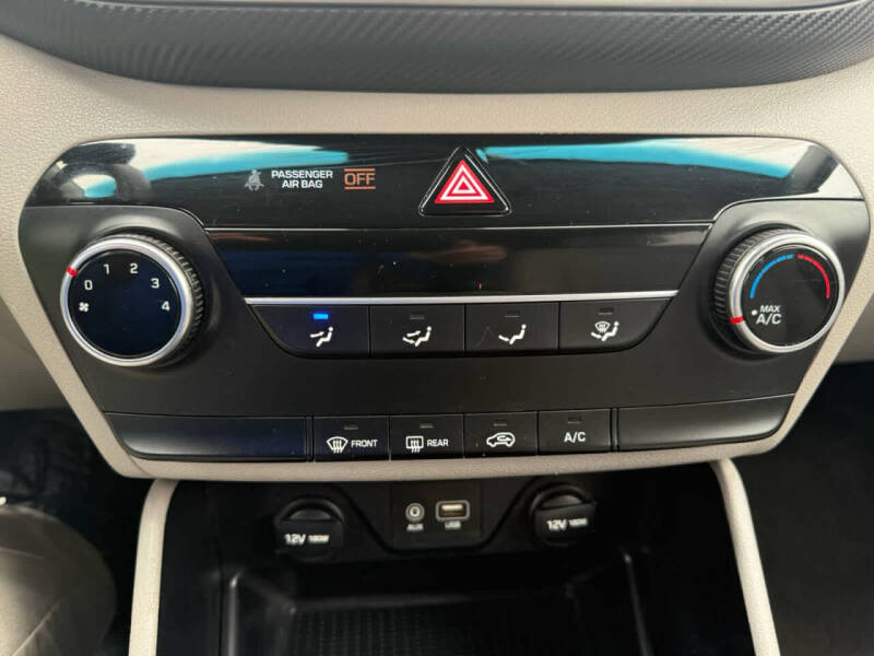 2021 Hyundai Tucson SE