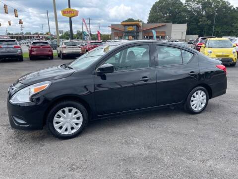 2019 Nissan Versa for sale at Modern Automotive in Boiling Springs SC
