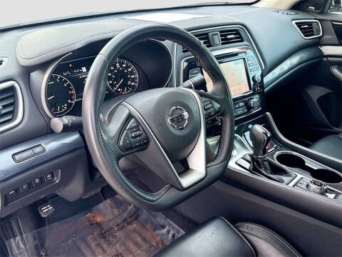 2021 Nissan Maxima 3.5 Platinum