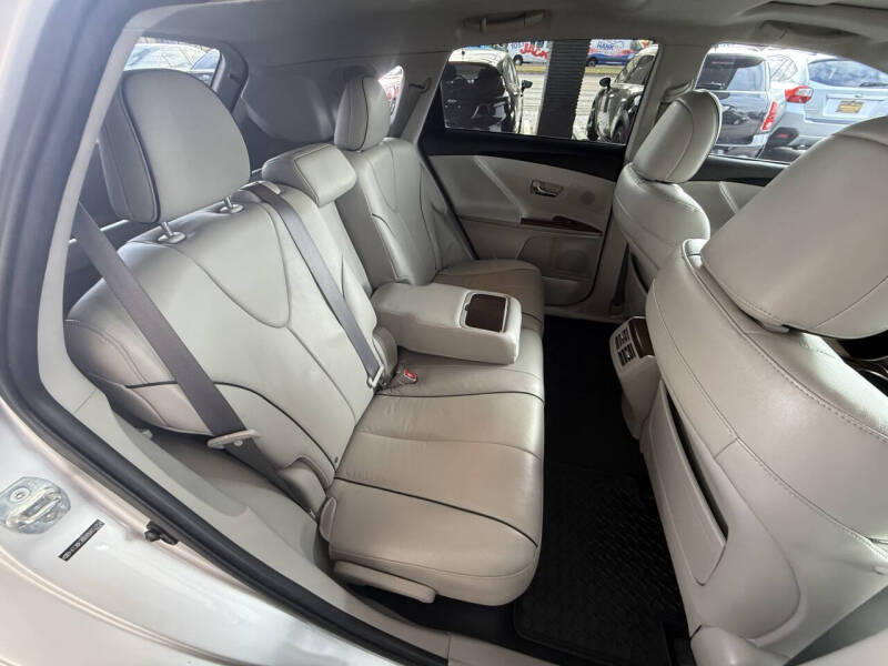 2011 Toyota Venza AWD V6