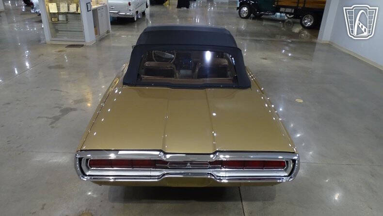1966 Ford Thunderbird
