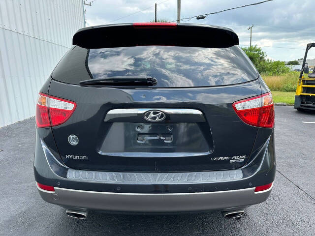 2008 Hyundai Veracruz for sale at FHW Garage in Fort Pierce, FL