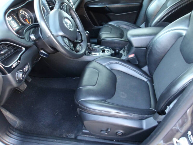 2021 Jeep Cherokee Altitude