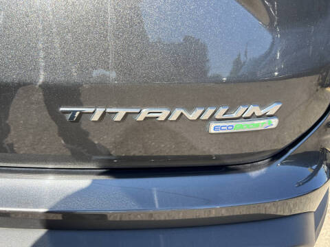 2020 Ford Edge Titanium