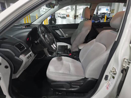 2017 Subaru Forester 2.5i