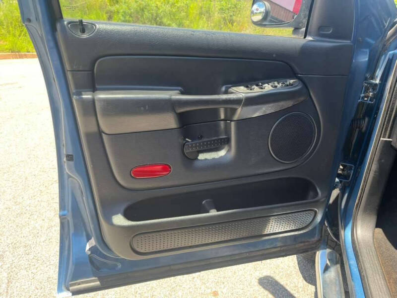 2005 Dodge Ram 1500 SLT