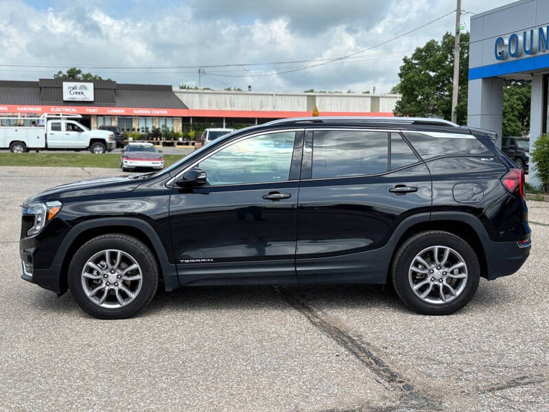 2024 GMC Terrain SLT