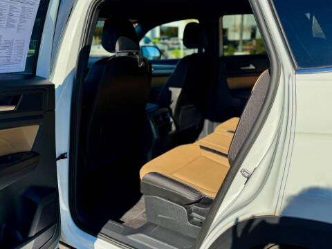 2022 Volkswagen Atlas Cross Sport V6 SE