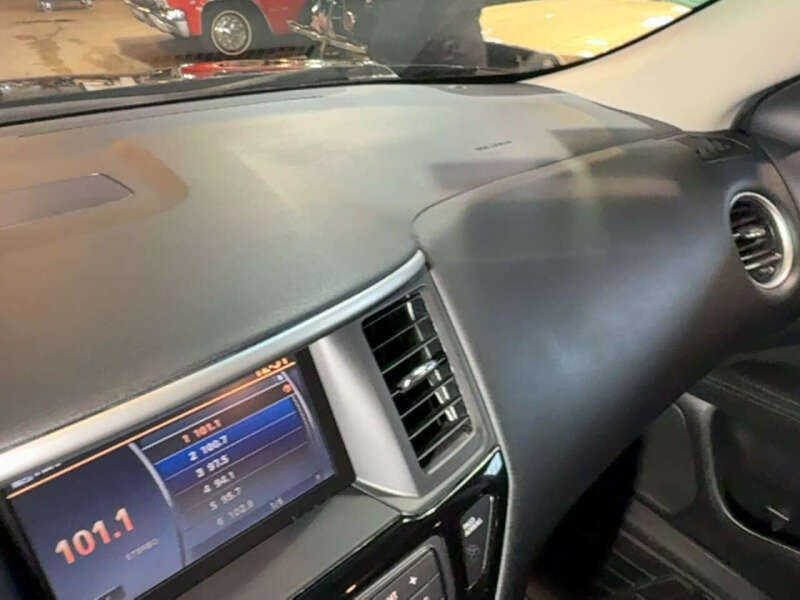 2016 Nissan Pathfinder SV