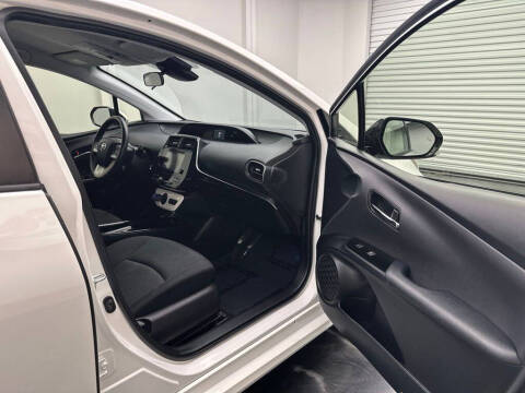 2018 Toyota Prius Three