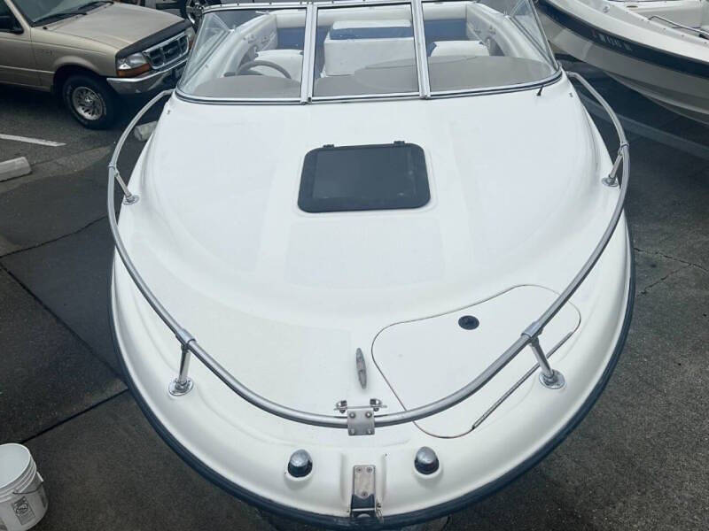 2004 Bayliner 210 Cuddy for sale at Simple Car Company in Oak Harbor, WA