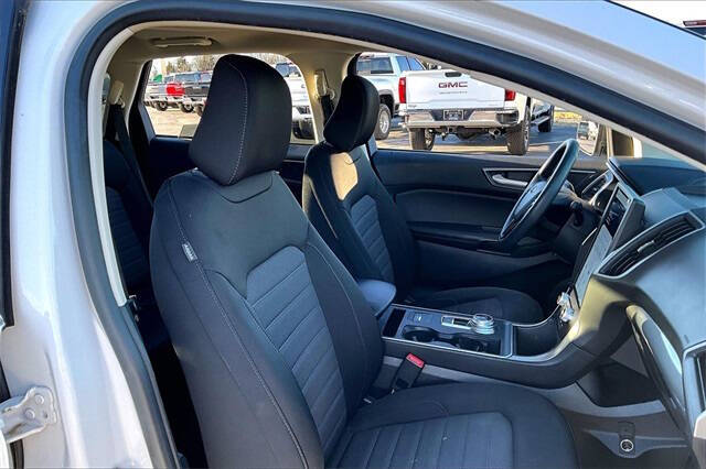 2021 Ford Edge SE