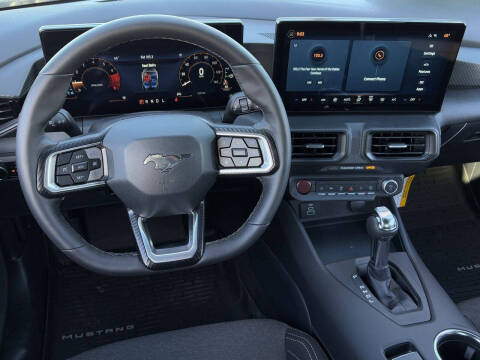 2025 Ford Mustang EcoBoost