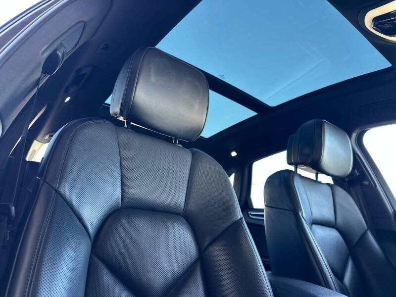 2024 Porsche Macan