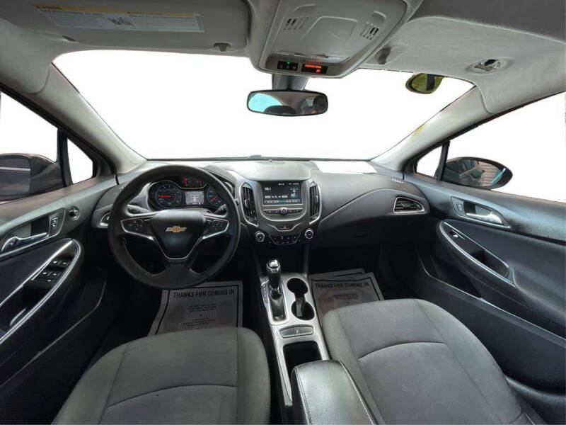 2017 Chevrolet Cruze LT Auto