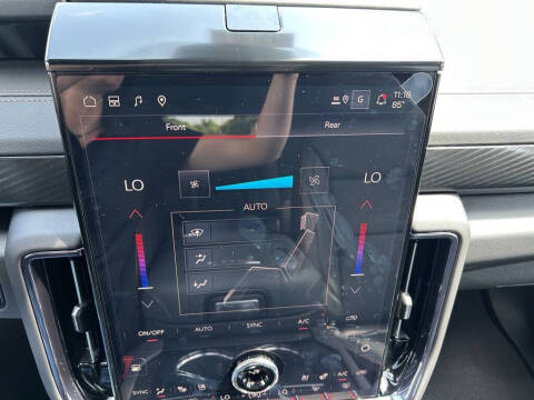 2025 GMC Yukon XL AT4