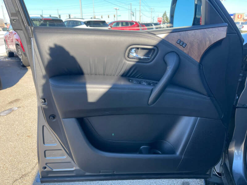 2024 Nissan Armada SL